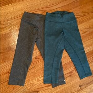 Asics womens' Teal and Dark Gray 3/4 Leggings size small